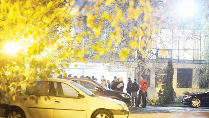 Nici fanii nu l-au mai salvat!** Șefii au hotărât soarta lui Bonetti, deși suporterii au cerut păstrarea lui! Dorinel stă la pândă! Cum a decurs ședința de peste 4 ore