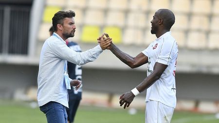 Jucătorii îi fac lobby lui Ruben Albes ca antrenorul să rămână la Hermannstadt: „Lucrează 24 de ore! Nu am mai văzut un staff așa profesionist!” | VIDEO EXCLUSIV