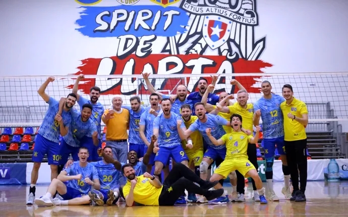 Voleiul a renăscut la Brașov cu antrenorul Laurențiu Lică! Corona Brașov e în semifinalele Diviziei A1 la volei masculin și calificată în cupele europene: „Merităm să fim să fie în primele 4 echipe din țară”