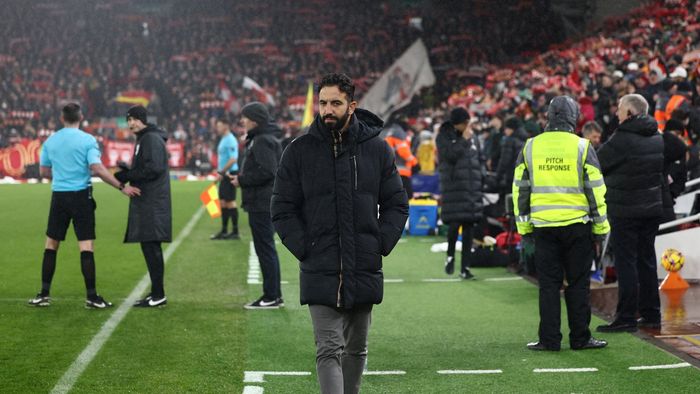 Trei atacanți de sute de milioane de euro sunt pe lista de transferuri urgente pe care a făcut-o Ruben Amorim la Manchester United