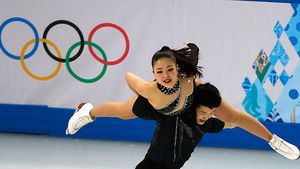 FOTO - Maia și Alex Shibutani, moment strânjenitor la JO de la Soci