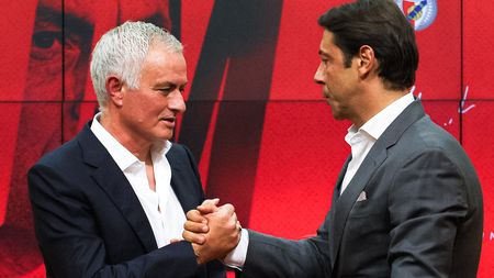 E gata! Chivu a scăpat de Mourinho: Benfica a anunțat că a ajuns la un acord cu portughezul!