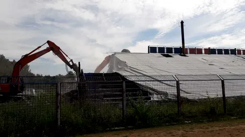 A început demolarea stadionului din Târgoviște. Cât va costa modernizarea și când ar putea reveni Chindia acasă