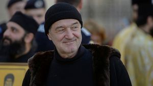 Gigi Becali, derapaj cu tentă rasistă împotriva celor de la Rapid, înainte de meciul cu CFR Cluj: „Am avut și vom avea mereu…”