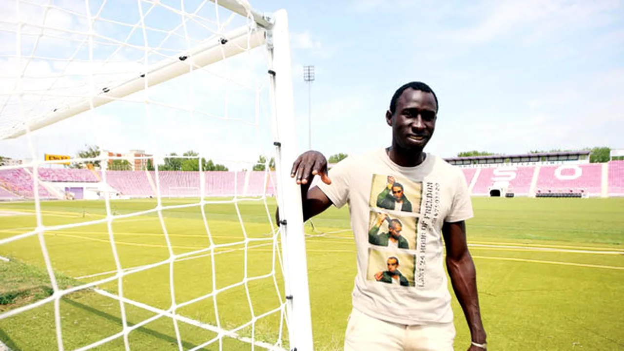Primul gambian!** Dodou Susso a venit în probe la Timișoara pentru că în Gambia nu poate trăi din fotbal