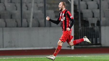 OFICIAL | FC Hermannstadt și-a prezentat a cincea achiziție din această iarnă. Mijlocașul vine de la Astra