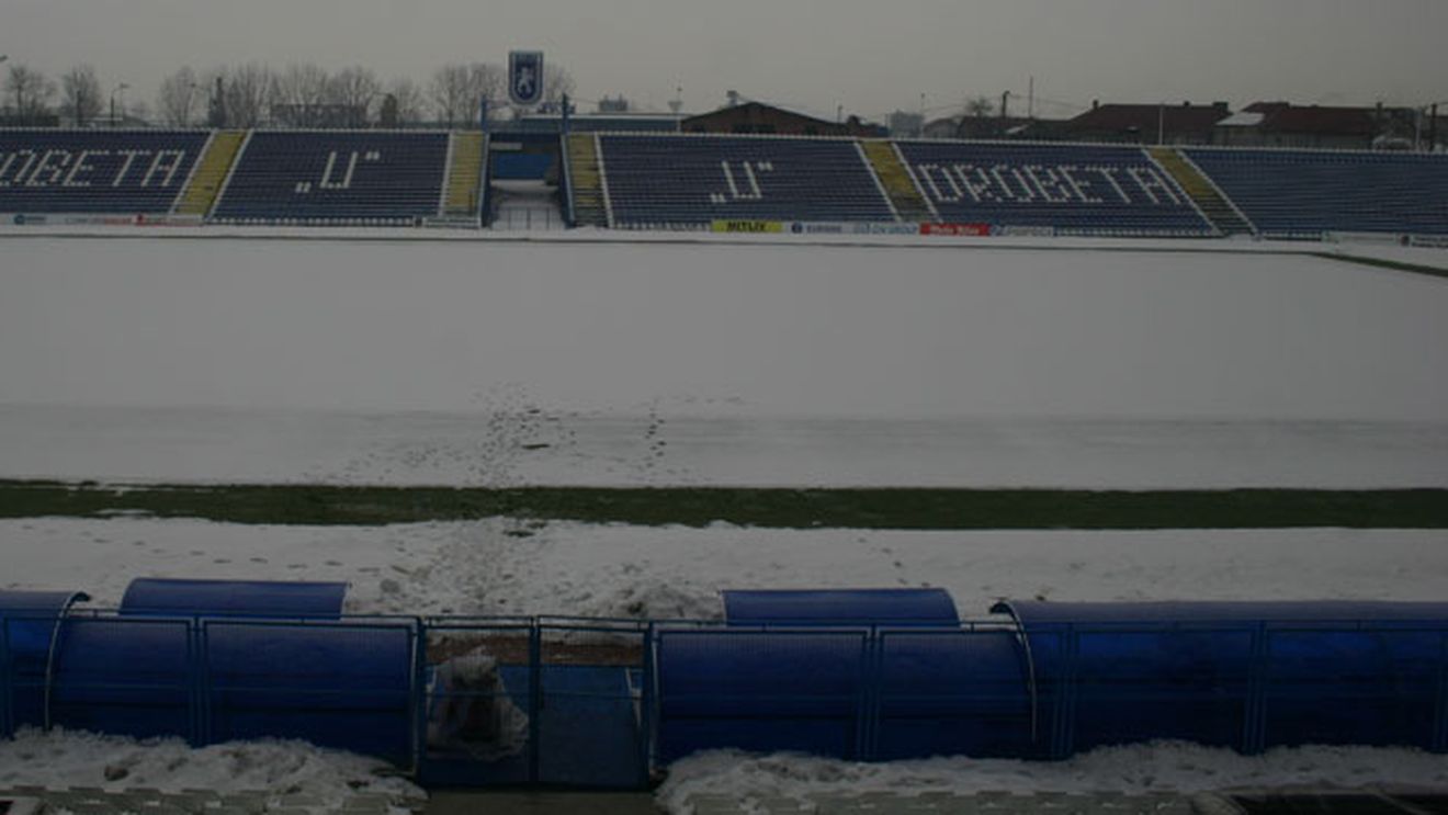 Verde pentru Universitatea!** Stadionul din Severin a fost omologat!