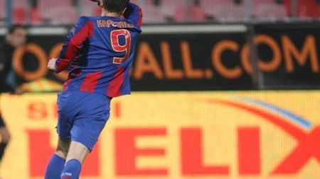 Ruptură Kapetanos - Pițurcă? Steaua, fără golgheter