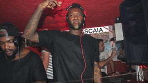 "Un leu nu moare niciodată!" Fotbalul rămâne fără una dintre cele mai nonconformiste vedete. Djibril Cisse s-a retras și începe o nouă carieră spectaculoasă. Ce va face