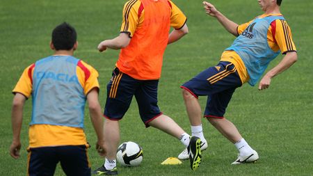 "Dănănae are o întindere de ligamente** și un cartilaj desprins"