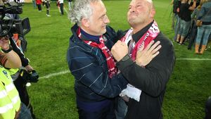 "Mandorlini rămâne! Are 8 milioane de euro pentru transferuri"