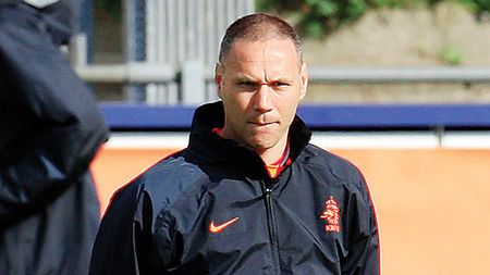 Van Basten se teme de Mutu