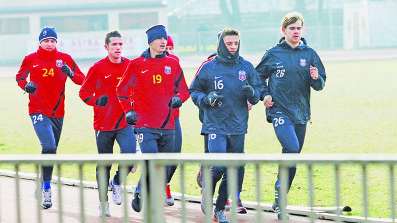 De ce s-a temut, nu a scăpat:** câțiva steliști au căzut ca spicele la testul cerut de antrenor! Două surprize uriașe pentru Stan: "Bravo, Stallone!"