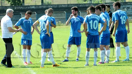 Din rău în mai rău.** FC Hunedoara și-a pierdut antrenorul după eșecul de pe terenul 