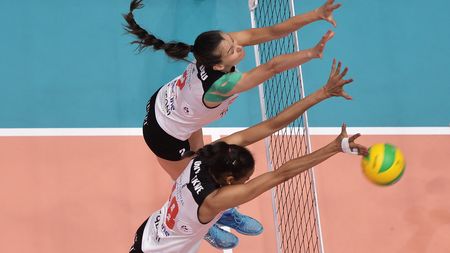 Nenka Onyejekwe: "Nu-mi vine să cred că sunt în finala Ligii Campionilor". Jucătoarea echipei Alba Blaj a făcut un apel înaintea finalei cu VakifBank: "Haideți la sală, oameni buni! Am scris istorie, vă rog să fiți alături de noi"