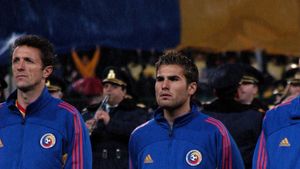 Scandal între Gică Popescu și Adrian Mutu: „Mi-a dat una de îmi țiuia urechea! L-am înjurat! L-am alergat!”. Cine a țipat la el „Lungane, oprește-te!” | VIDEO