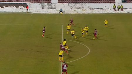 FOTO** CFR Cluj are un nou motiv să acuze arbitrajul!** Faza care a făcut ca ardelenii să nu aibă avantaj la pauză în meciul cu Ceahlăul