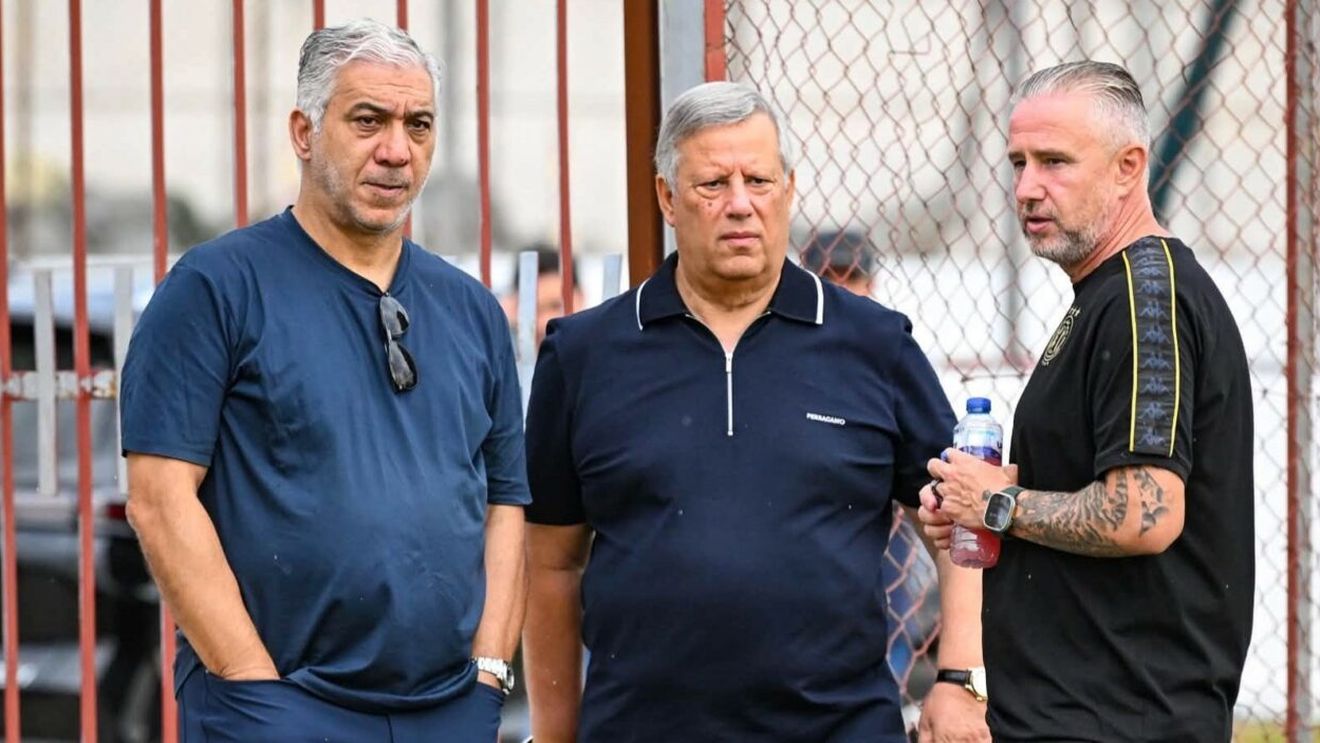 Tunisienii îl bagă pe Reghecampf în ședința decisivă! Venirea la FCSB NU e sută la sută gata: „Întâlnire crucială!”