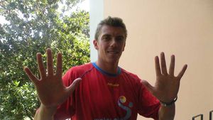 Motor! Filmați-l pe Stoe!