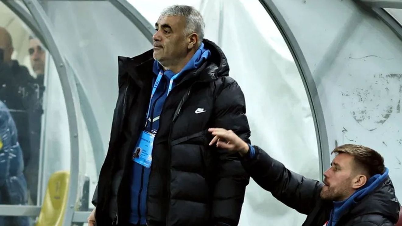 Cazul „Leo Strizu - Mihai Pintilii”, care a declanșat un scandal fără precedent între FCSB și FRF, are consecințe dure pentru toată Superliga! Măsuri drastice pentru cluburi și antrenori: Ce urmează să se întâmple conform viitorului regulament cu cei care își împrumută licența! | EXCLUSIV