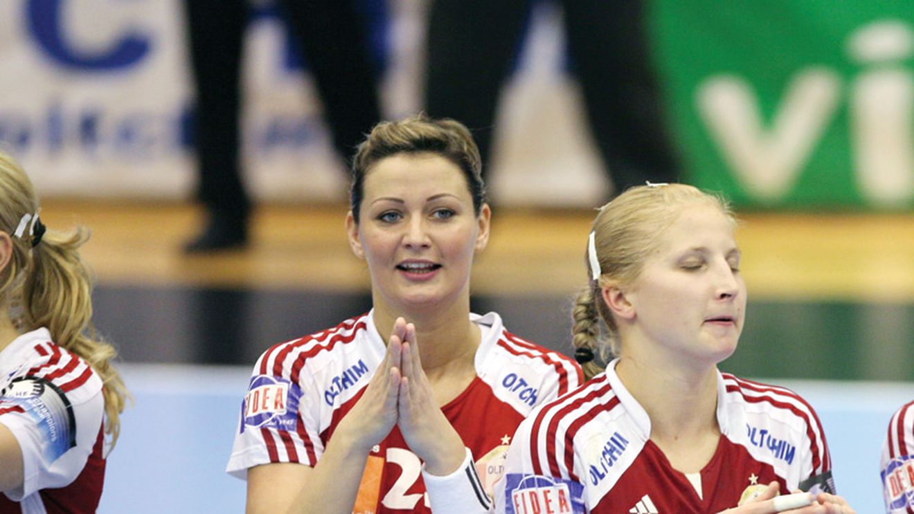 O naturalizăm pe Szucs?