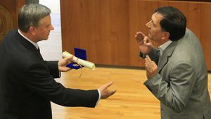 Crăciunescu, REVOLTAT: **"În Anglia, președintele Comisiei ia un milion de lire! La noi, mă simt că în ghenă"