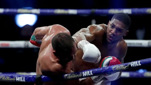 Anthony Joshua l-a făcut KO pe Kubrat Pulev! Cum l-a trimis în lumea viselor pe bulgar | VIDEO