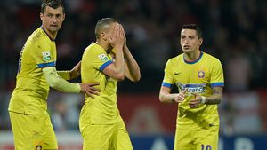 Tensiuni la Steaua. Hamroun a amenințat că nu va pleca în cantonament dacă nu va fi lăsat să plece. Reacția lui Becali: "Nu știe cu cine se pune!" Pentru ce jucători a făcut oferte