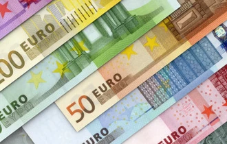 Euro falși în toată Europa. Banii care au fost falsificați: Nu trebuie să fii expert