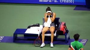 A strâns o avere din tenis, dar nu mai rezistă! Jucătoarea învinsă de două ori de Sorana Cîrstea a izbucnit în lacrimi după eliminarea de la Roma: „A devenit un coșmar!"