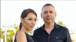 Dialog halucinant între Daniel Balaciu și soția pe care a snopit-o în bătaie, în sala de judecată. Ce a făcut antrenorul de fotbal: „Se comporta ca un om nebun”