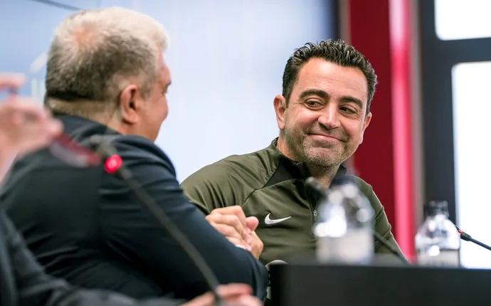 Xavi începe revoluția la FC Barcelona și trei supervedete ale catalanilor sunt puse pe lista de transferuri!