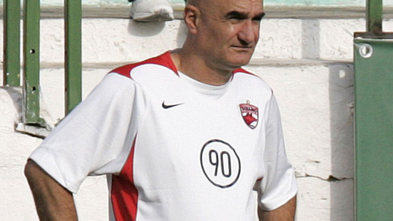 "Nu știu ce putea cauza o asemenea moarte lui Iatan!"