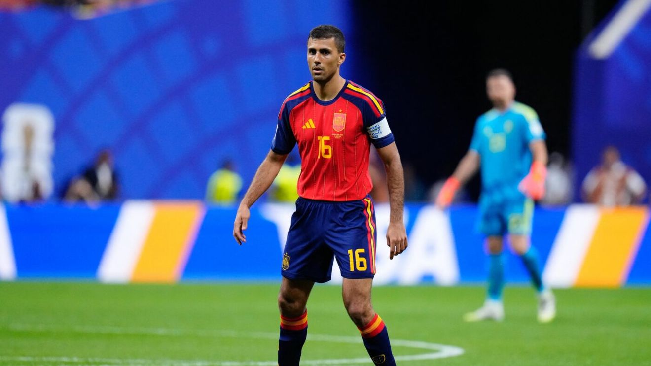 Rodri ajunge pe masa de operație! Cât va absenta vedeta lui Manchester City