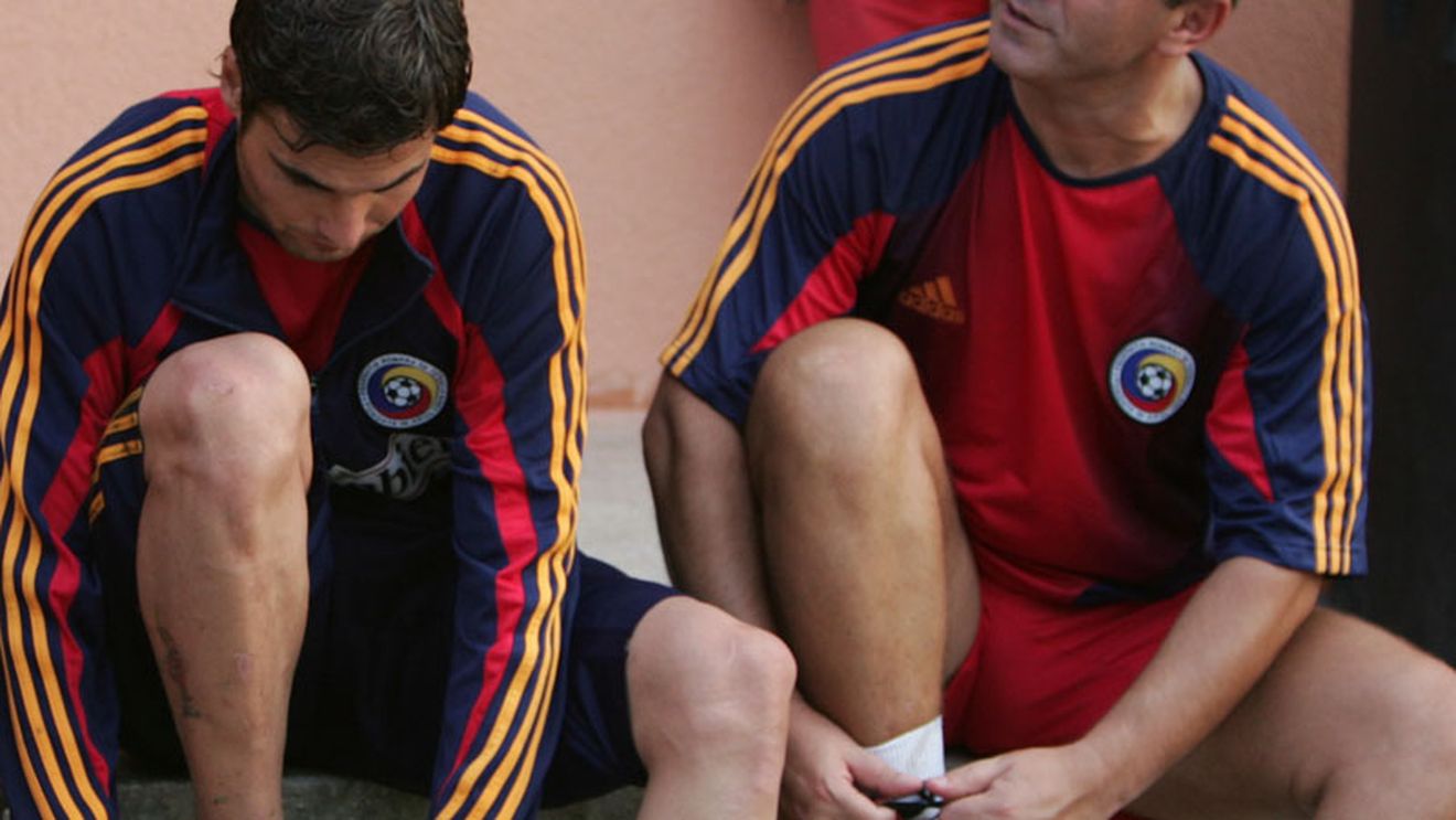 Lăcătuș îl avertizează pe Mutu: "Vă va fi greu în Ghencea!"