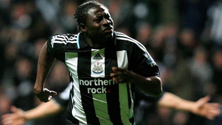 Obafemi Martins s-a transferat la Wolfsburg