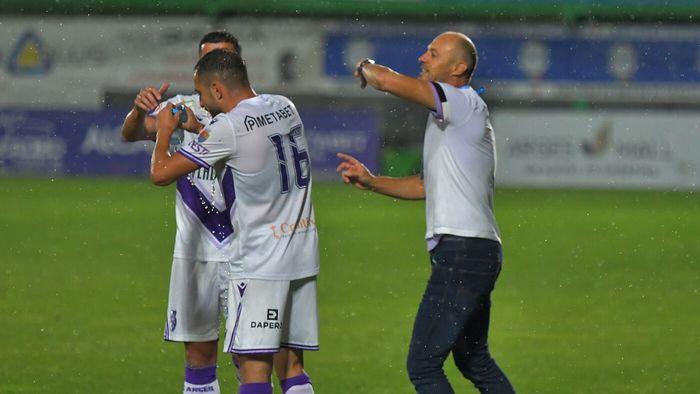 Ce le-a spus Bogdan Andone la pauză fotbaliştilor săi. Apoi, FC Argeş a câştigat cu Oțelul