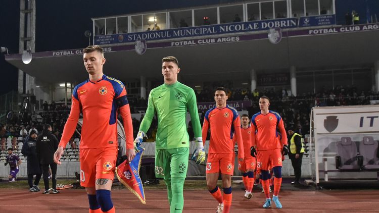 Atacantul pe care Gigi Becali l-a dat afară de la FCSB fără regrete a suferit o fractură și a fost operat