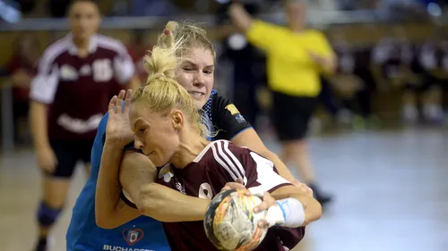 Rapid a retrogradat din Liga Națională de handbal feminin, după ce a pierdut acasă cu SCM Craiova. La Cisnădie - Slobozia a început să plouă în sală, iar meciul a fost întrerupt la 32-25!