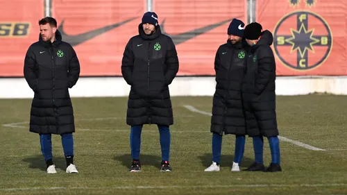 Cine va fi noul antrenor al FCSB în staff-ul echipei mari în cazul în care Mihai Pintilii va fi suspendat de FRF. Planul lui Gigi Becali a fost stabilit! | EXCLUSIV