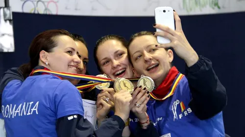 FOTO | De la selfie, la „sus în aer”. Reacție genială a campioanelor europene de la spadă Brânză, Gherman, Pop și Dinu: „Felicitări România, pentru aur și pentru săritură”