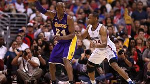 Poze de colecţie cu Kobe Bryant, baschetbalistul care a schimbat paradigma acestui sport! Cele mai frumoase imagini din cariera sportivului