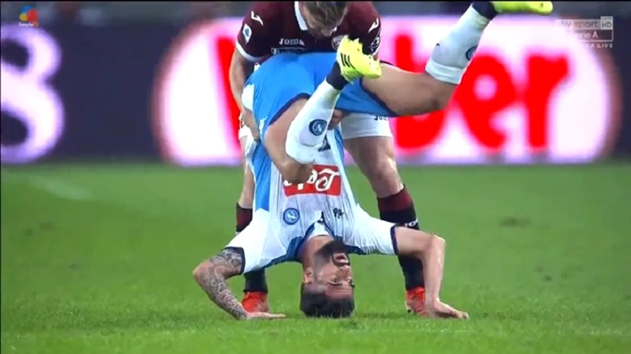 Accidentare groaznică suferită de un fotbalist de la Napoli. VIDEO | Adversarul a încercat să-l prindă, însă nu a putut evita impactul