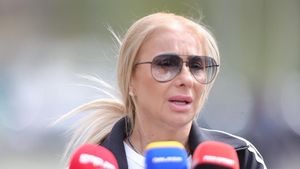 Anamaria Prodan a atras toate privirile cu apariția la catafalcul lui Mircea Lucescu: „Simt ce am simțit când a murit mama”