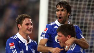 Va fi și "călăul" Stelei?** A dat 4 goluri în ultimul meci al lui Schalke și vrea să îi SPULBERE visul lui Gigi Becali