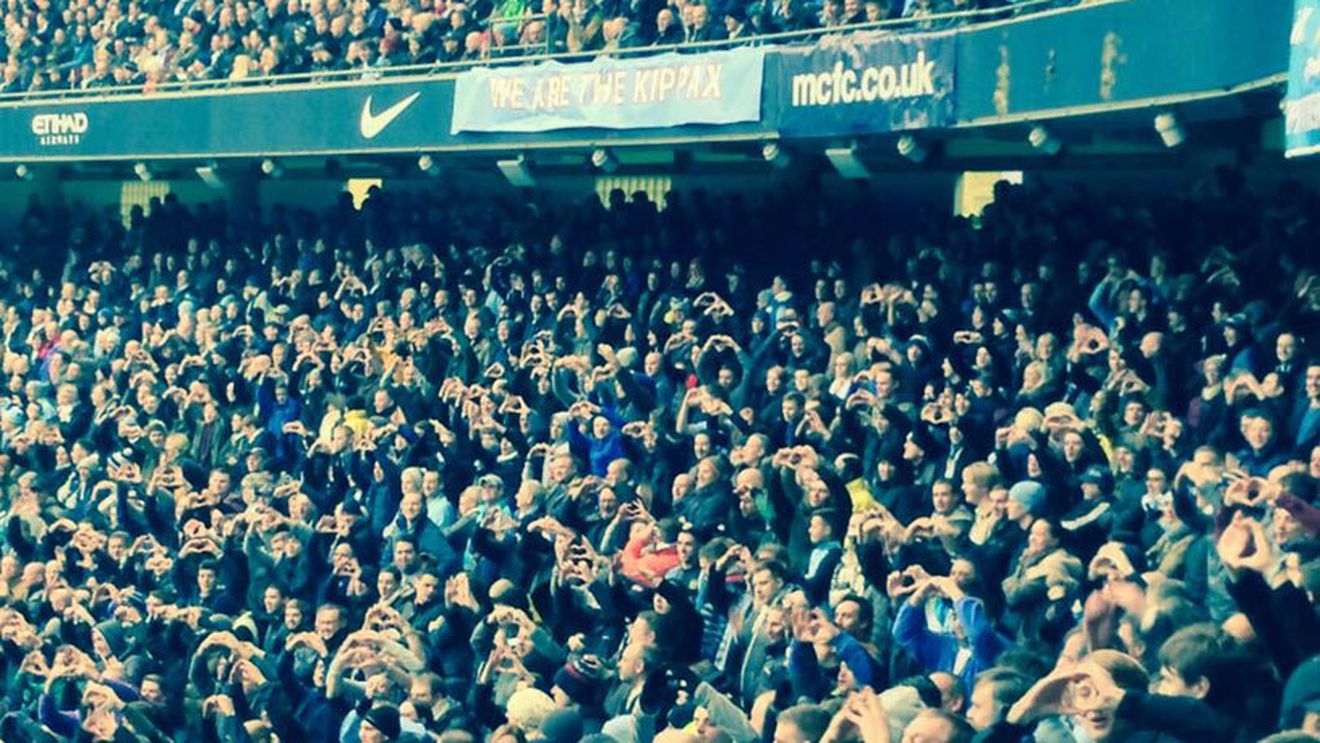 Le-au răsucit cuțitul în rană! FOTO: Fanii lui City, gest ironic la adresa rivalilor de la Tottenham