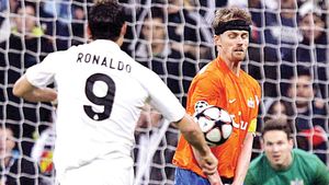 "Folha seca" Ã  la Ronaldo