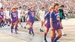 Olympiacos Pireu şi Fiorentina îşi dispută trofeul Conference League. Cele două finaliste, eliminate de două ori din cupele europene de Universitatea Craiova