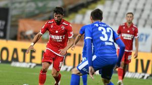 Îl mai ții minte pe Borja Valle, spaniolul devenit idol la Dinamo după un gol marcat de la mijlocul terenului? Avea un salariu colosal, de 33.000 de euro pe lună, făcut de oamenii lui Cortacero, iar acum a ajuns să fie dat afară de peste tot