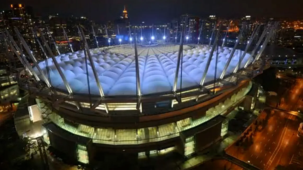 VIDEO Doar renovat a costat mai mult decât National Arena!** Vezi în două minute cum a fost modernizat unul dintre cele mai spectaculoase stadioane din lume